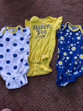 Onesies Yellow Queen Bee & Blue Polka/Daisy Baby One-Piece Bodysuits